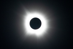 Solar Eclipse Passes Over Bardwell Lake [Image 5 of 10]