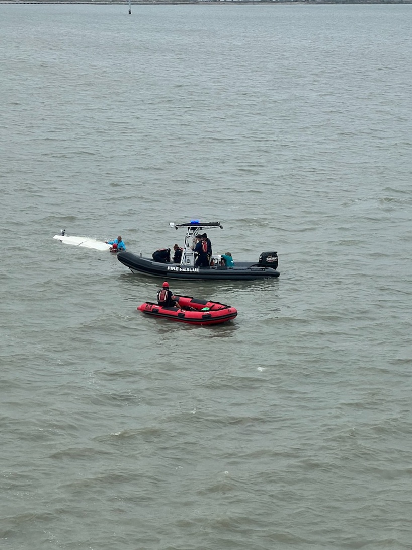 Coast Guard, Corpus Christi Fire Department rescue 3 from water in Nueces Bay, Texas