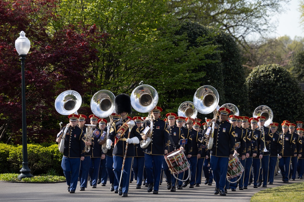 U.S. Soldiers rehearse an Armed Forces Full Honor Arrival Ceremony at The White House