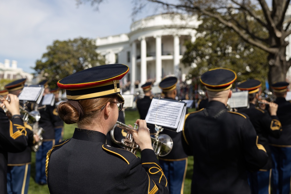 U.S. Soldiers rehearse an Armed Forces Full Honor Arrival Ceremony at The White House