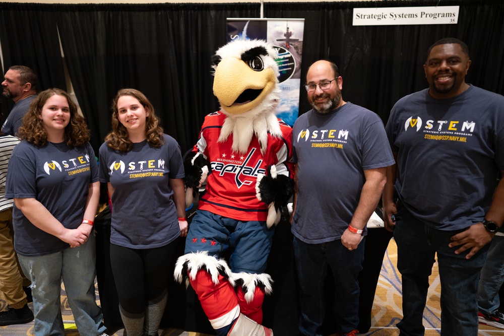 U.S. Navy’s SSP Empowers Students with STEM Learning Activities at Navy League’s Sea-Air-Space Expo