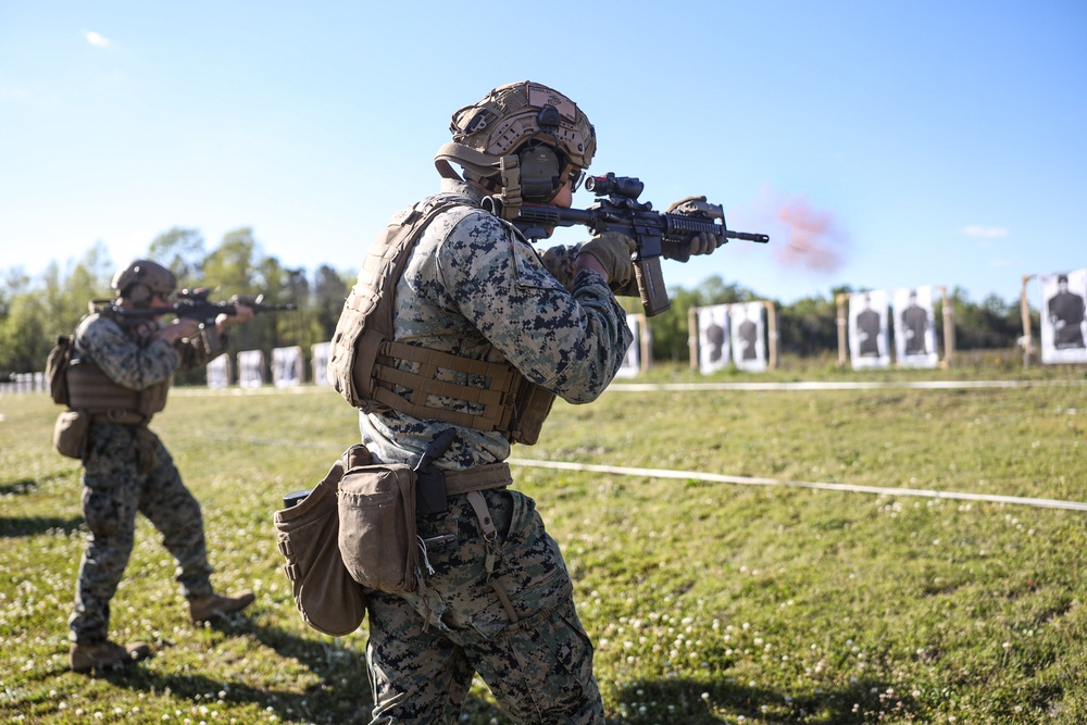 Distribution Support Battalion Conducts Combat Marksmanship Program Range