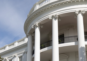 U.S. Soldiers rehearse an Armed Forces Full Honor Arrival Ceremony at The White House
