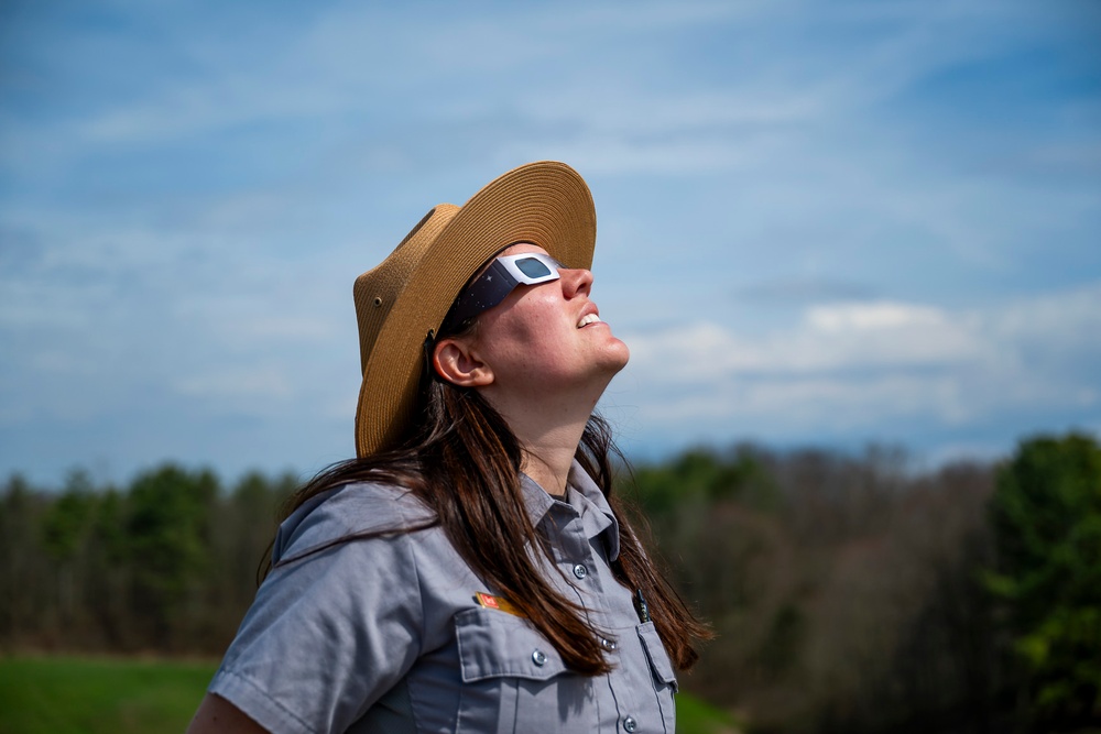 Total solar eclipse draws visitors to multiple reservoirs across Pittsburgh District for historic sighting