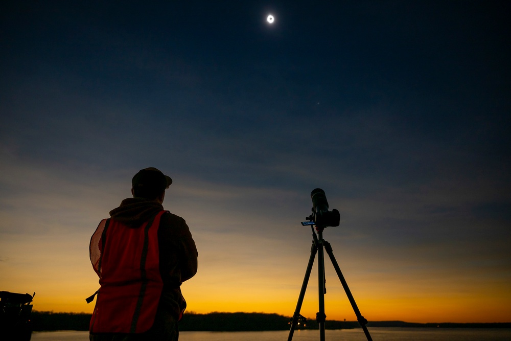 Total solar eclipse draws visitors to multiple reservoirs across Pittsburgh District for historic sighting