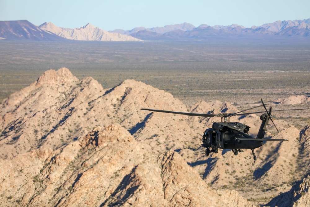 Alaska Army National Guard aviators take flight at Marine Corps Weapons Training Instructor Course