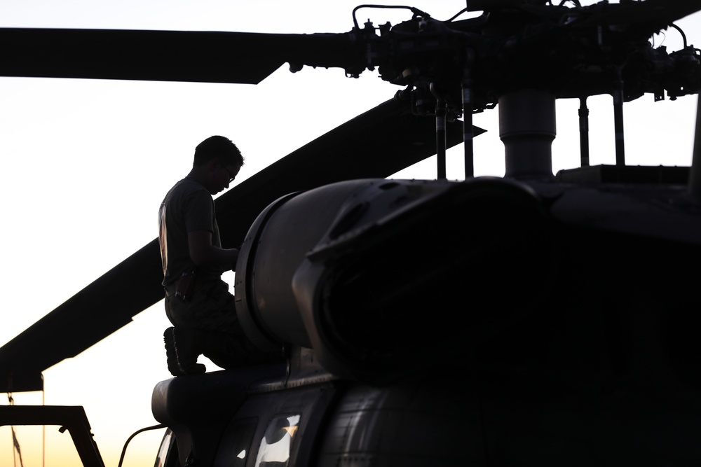 Alaska Army National Guard aviators take flight at Marine Corps Weapons Training Instructor Course