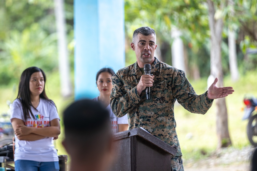 Balikatan 24: Butas na Bato Elementary School Bundle of Joy Delivery