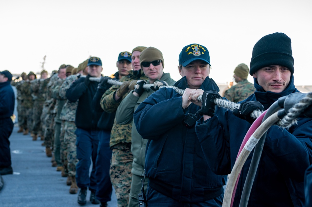 DVIDS - Images - USS New York Departs Naval Station Norfolk [Image 2 of 2]