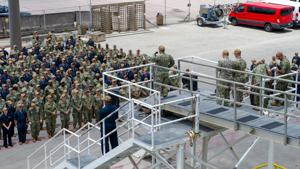 Rear Adm. Richard Seif visits USS Frank Cable