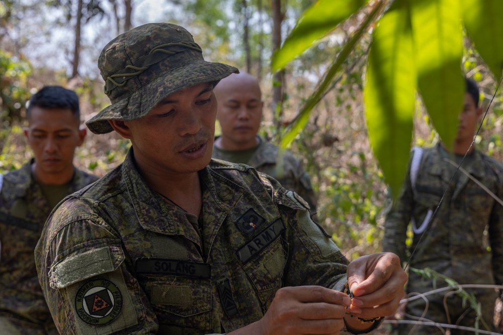 Salaknib 24 | 8th MP Brigade Conducts SMEE with Philippine Army