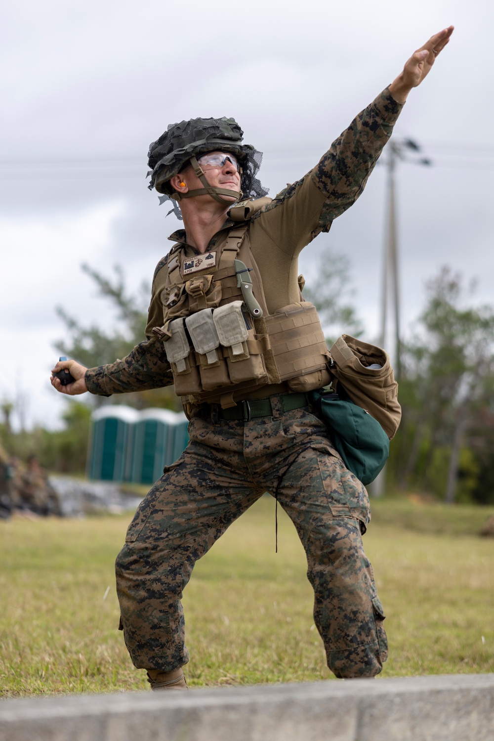 DVIDS - Images - MWSS-172 throws grenades during field training ...