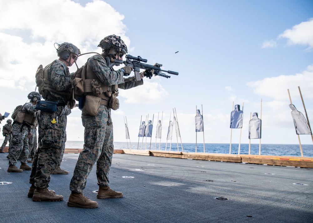 BLT 1/5 Conducts At-Sea Deck Shoot