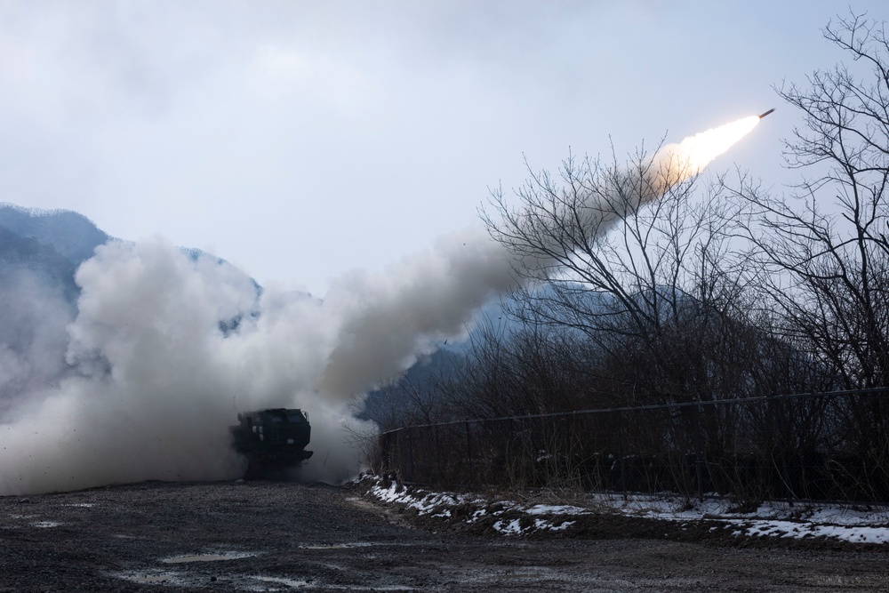 Marines with 12 MLR execute HIMARS live-fire in the Republic of Korea