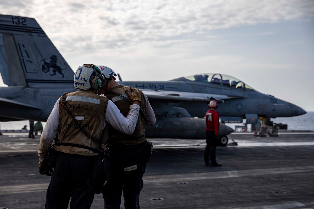 DVIDS - Images - USS Dwight D. Eisenhower Conducts Flight Operations in ...