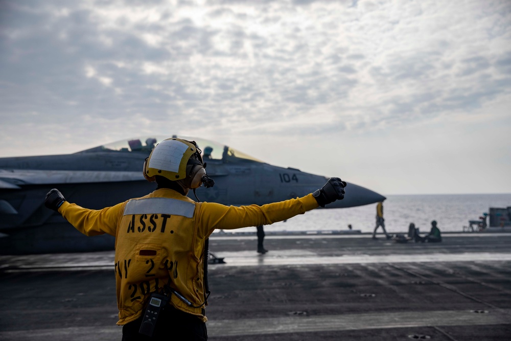 USS Dwight D. Eisenhower Conducts Flight Operations in the Red Sea