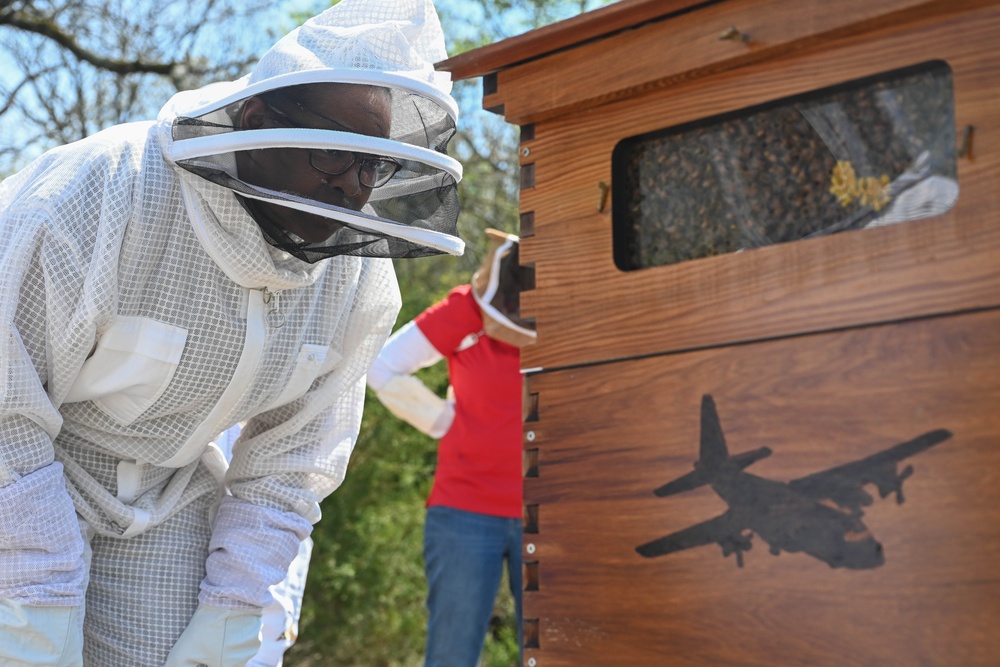 Herk Honey Bees meet Team Little Rock leadership