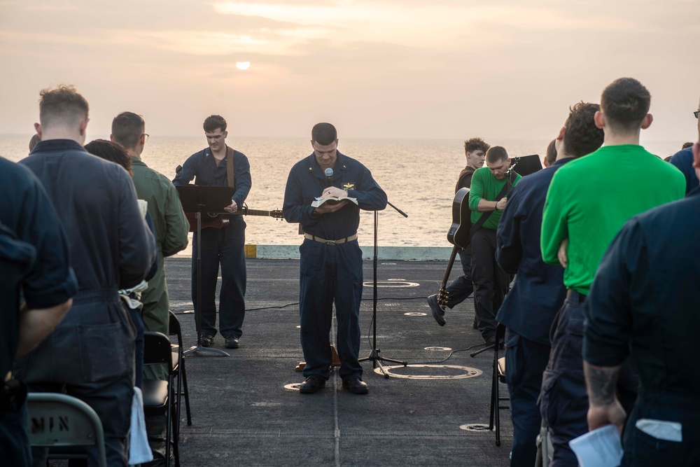 USS Dwight D. Eisenhower (CVN 69) Conducts a Sunrise Easter Service in the Red Sea