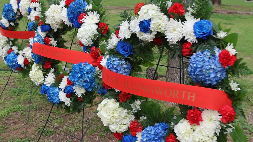 Wreaths commemorate Battle of Illingworth