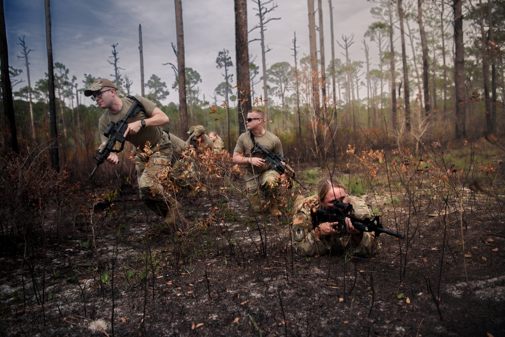 110th SF troop movement training