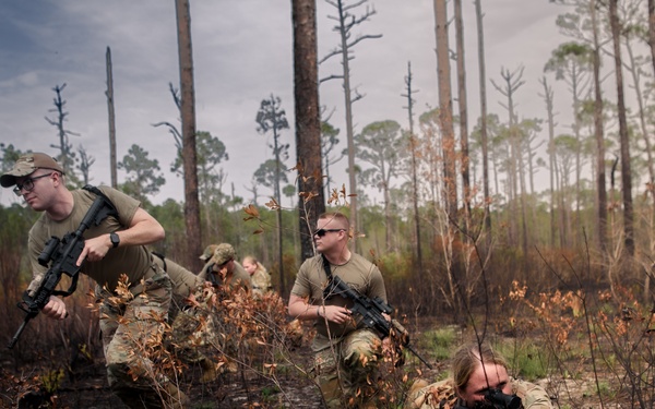 110th SF troop movement training