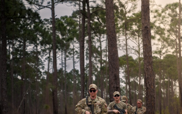 110th SF troop movement training