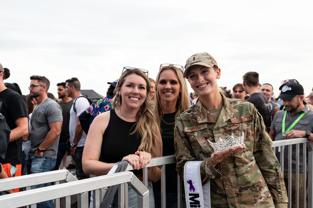 Miss America at SUN 'n FUN