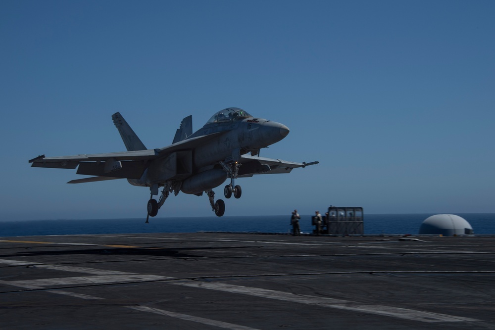 Abraham Lincoln conducts flight operations