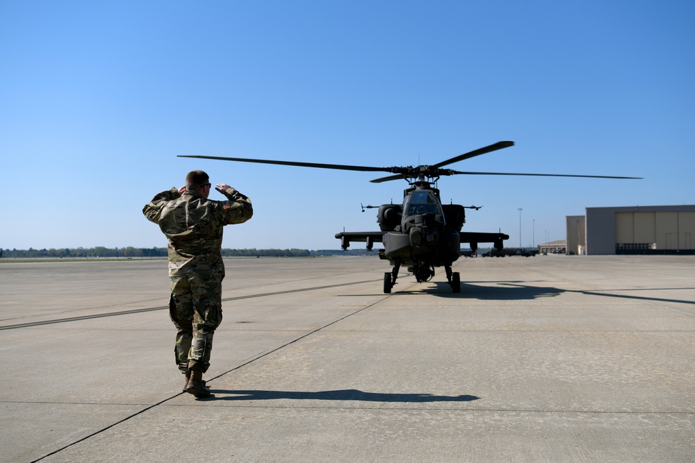 U.S. Army, Air Force team up to load helicopters at Shaw