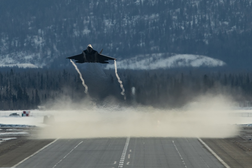 F-22 Raptors depart JBER for Agile Reaper 24-1