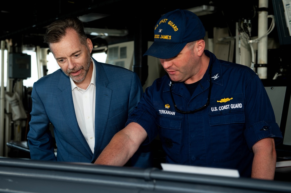 US Ambassador to Barbados and the Organization of Eastern Caribbean States visits crew of US Coast Guard Cutter James during port of call