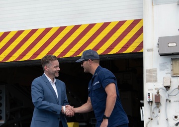 US Ambassador to Barbados and the Organization of Eastern Caribbean States visits crew of US Coast Guard Cutter James during port of call