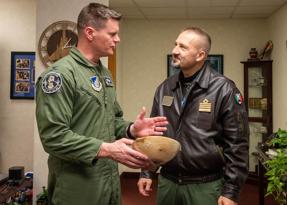 Italian Air Force Detachment Exchanges Gifts with Eielson AFB