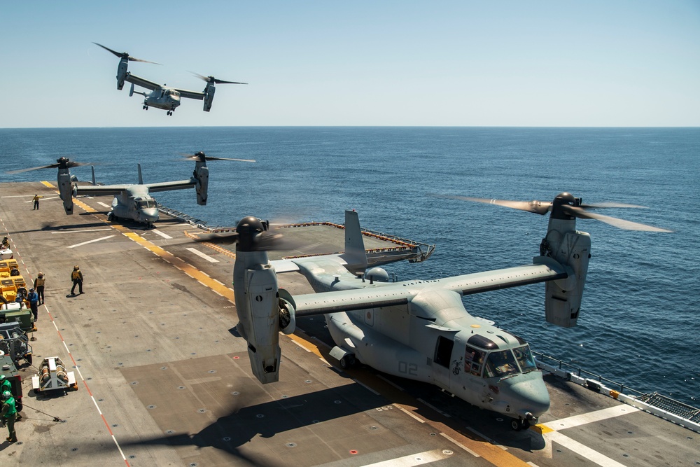 DVIDS - Images - BLT 1/5 Departs USS Boxer for MV-22B Raid [Image 3 of 5]