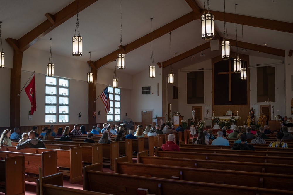 Bishop Richard Spencer visits MCAS Beaufort chapel