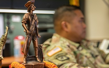 Leadership Defined, Hawaii Army National Guard Wins Top Recruitment and Retention Honors