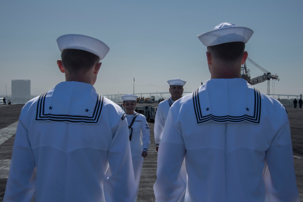 Abraham Lincoln returns to homeport