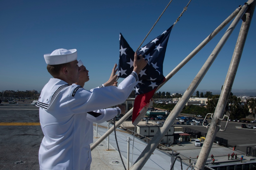 Abraham Lincoln returns to homeport