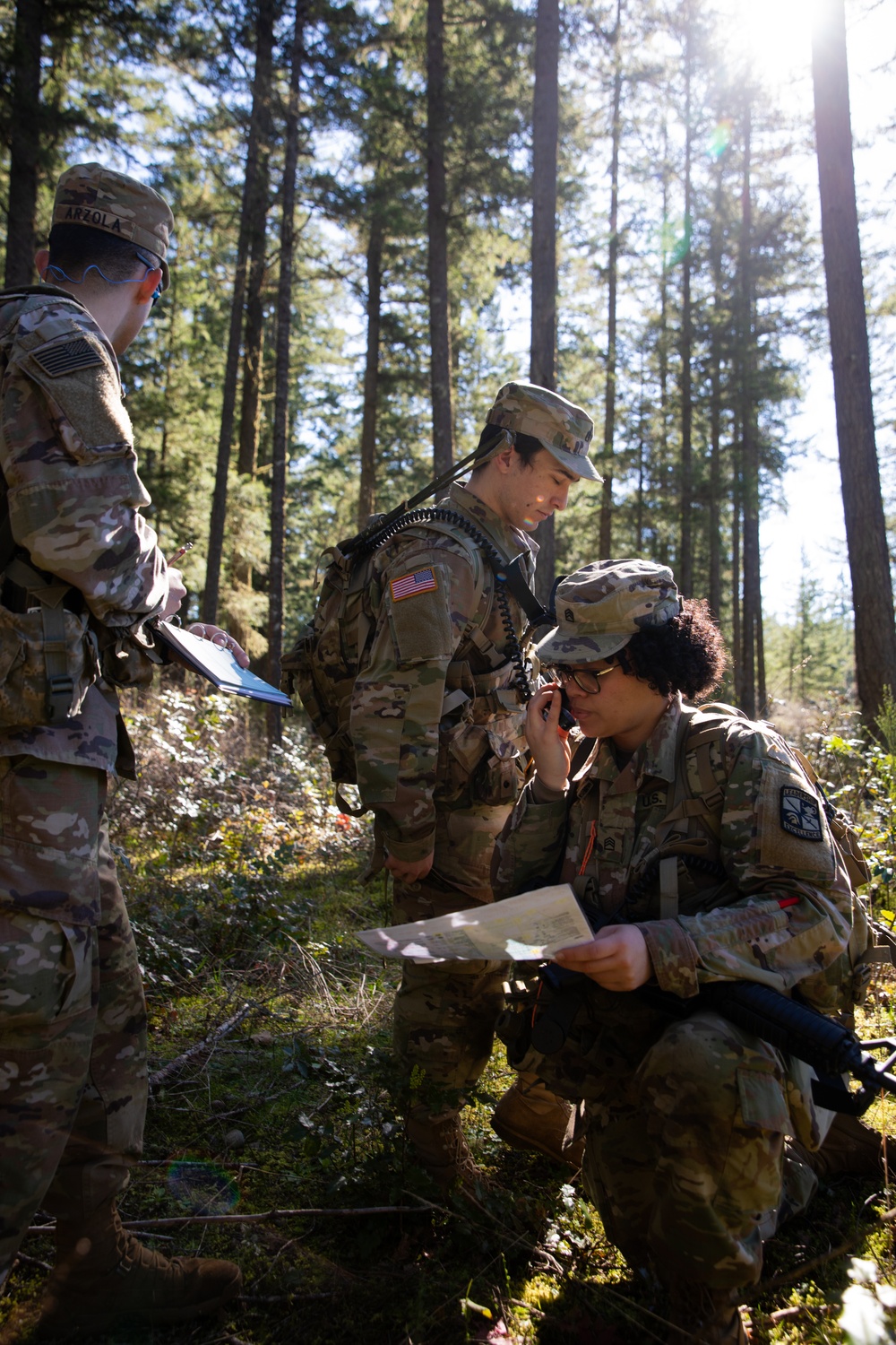 Army ROTC Cadets conduct Lute Paratus