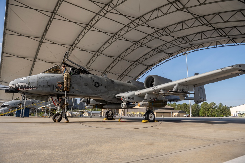 Moody A-10s depart for RT 24-1