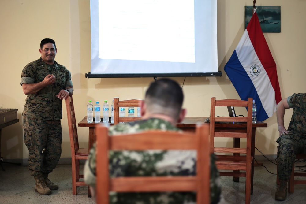 Infantería de Marina de Armada Paraguay hosts U.S. Marines for planning conference