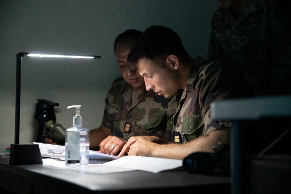 Allies and Artillery TF Paxton train with French on Call for Fire