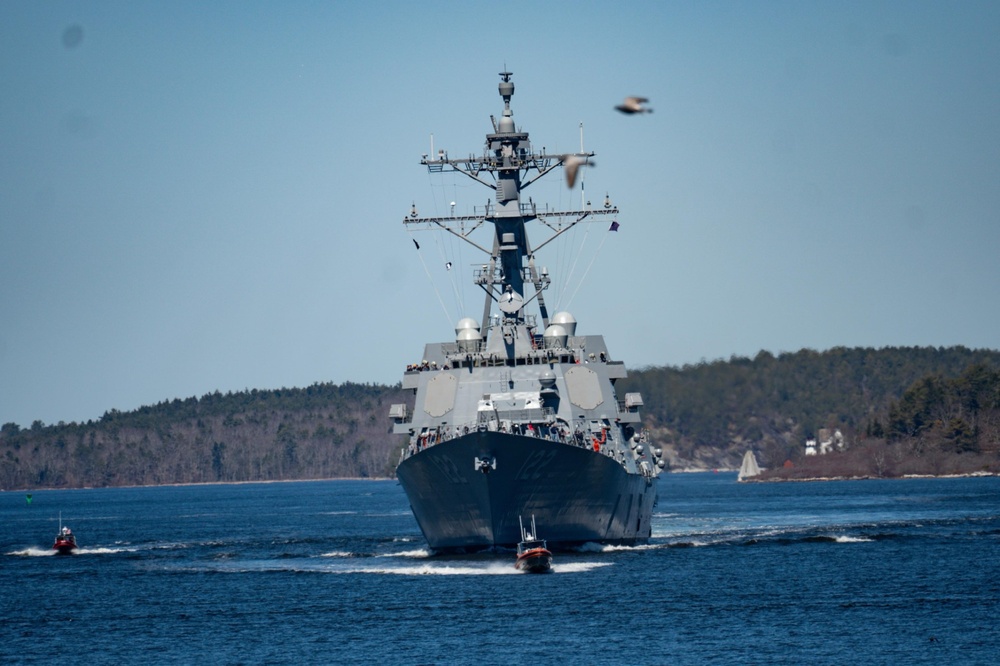 THE FUTURE USS JOHN BASILONE (DDG 122) UNDERWAY FOR BRAVO TRIALS