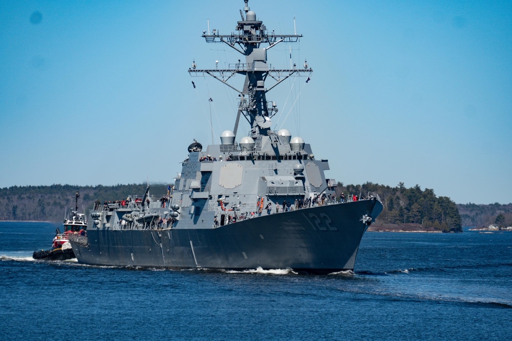 THE FUTURE USS JOHN BASILONE (DDG 122) UNDERWAY FOR BRAVO TRIALS