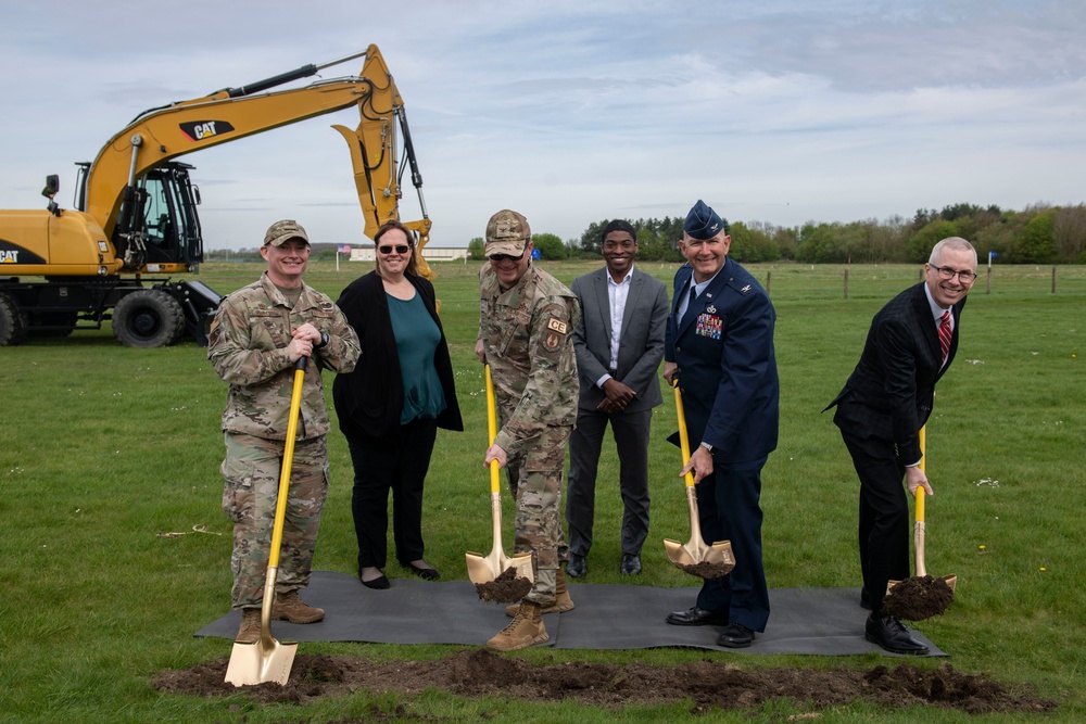 Groundbreaking ceremony marks milestone for EIC project in Europe