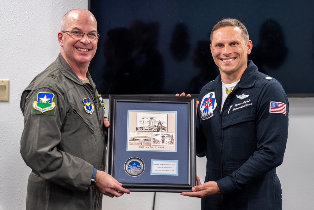 General Driggers presents Thunderbirds with a Commemorative Plaque