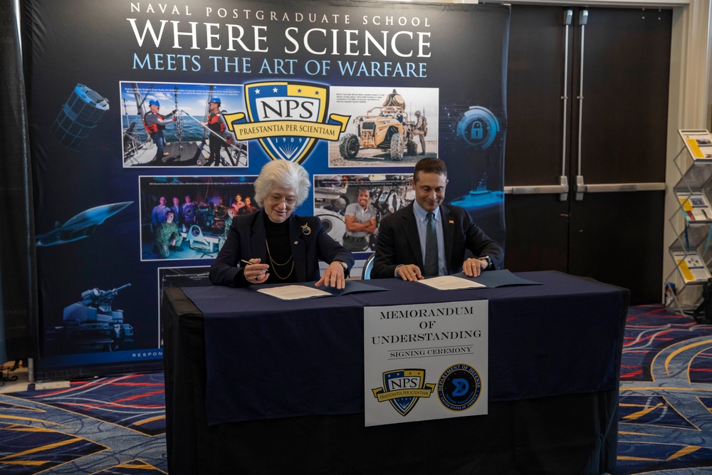 NPS, Defense Innovation Unit Sign MOU to Enhance Learning, Experimentation, Prototyping for Maritime Advantage