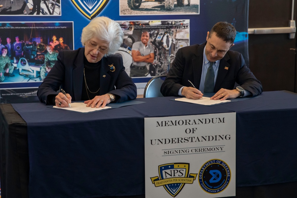 NPS, Defense Innovation Unit Sign MOU to Enhance Learning, Experimentation, Prototyping for Maritime Advantage