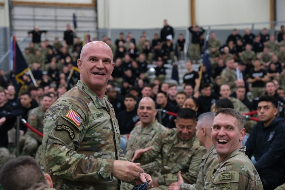 U.S. Army Vice Chief of Staff makes an appearance at 1/11 Arctic Wolves Combatives tournament