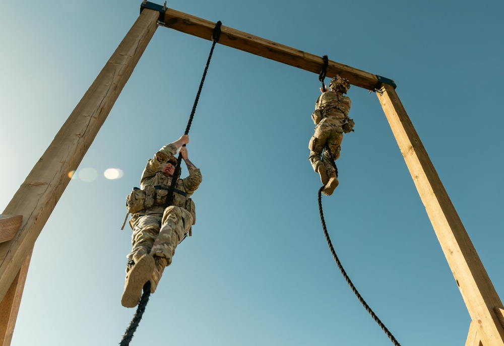 Mabry Mile Obstacle Course - 4th Infantry Division Best Squad Competition
